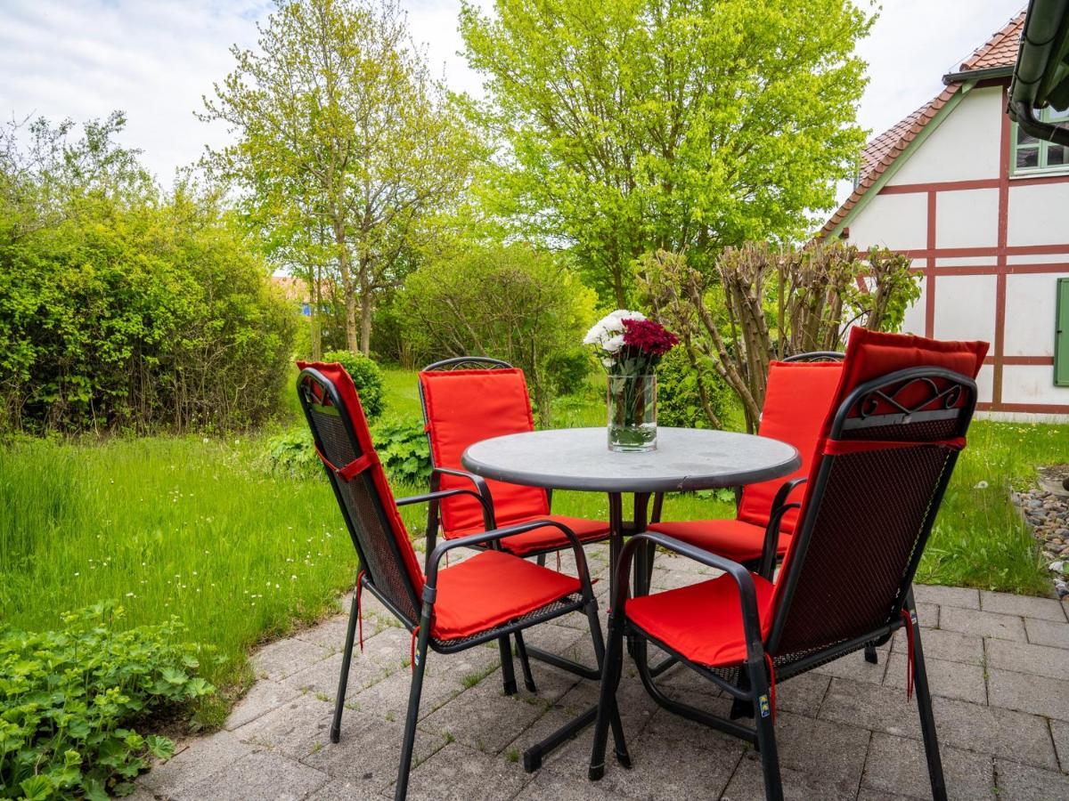 Feriendorf Rugana - Komfort Appartement Mit 1 Schlafzimmer Und Terrasse B16 Dranske Exterior foto